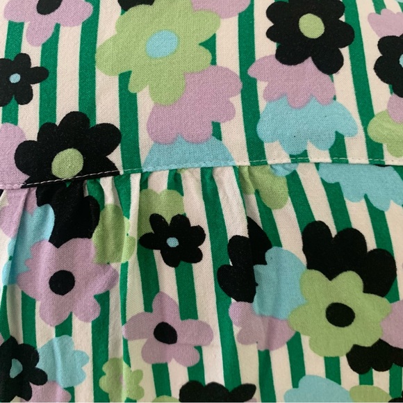 ModCloth Sleeveless collared top with stripes and Warhol style abstract flowers - Picture 6 of 8